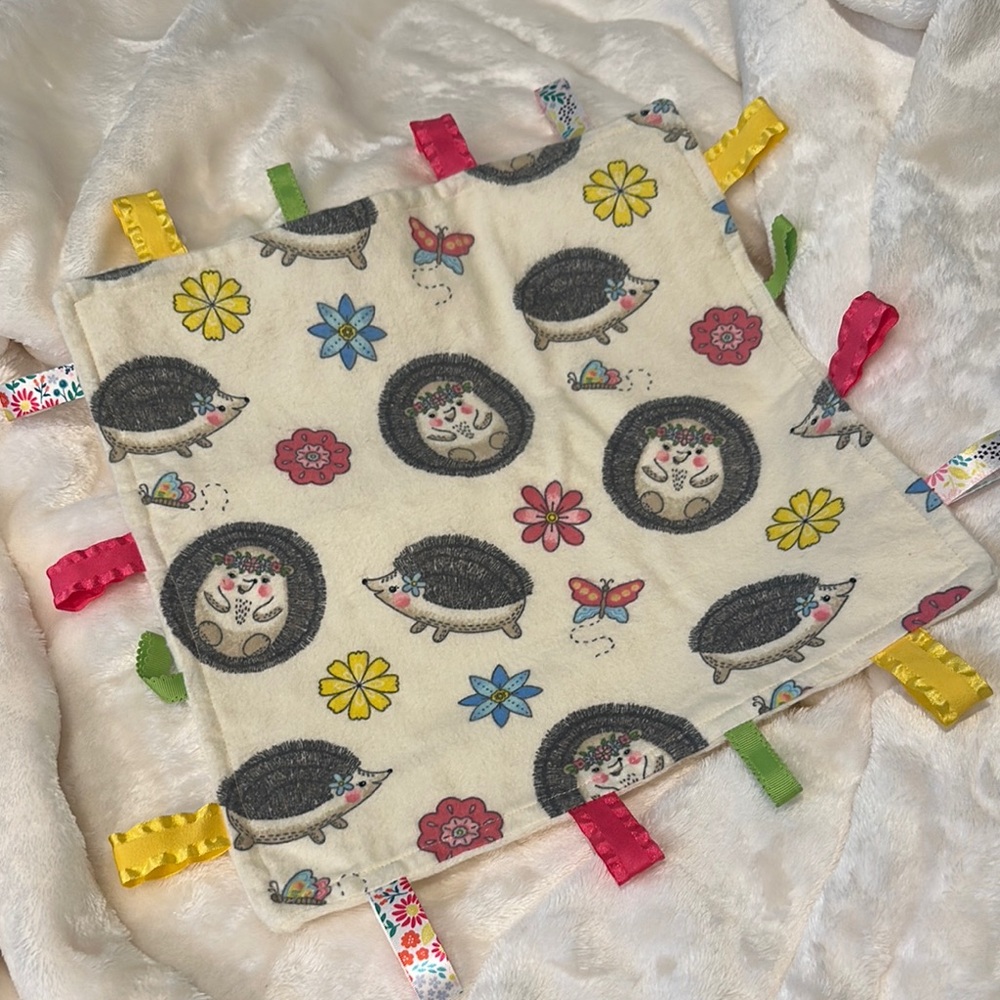 Taggie Blanket